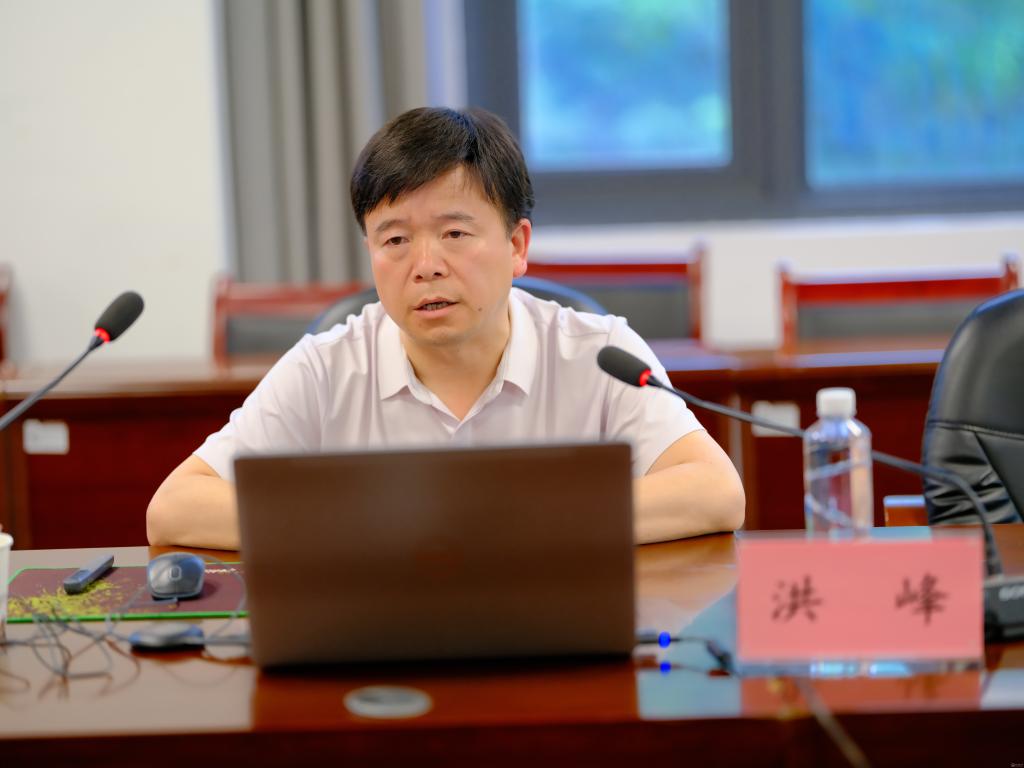 在云漫湖校区教务处会议室为分管部门和